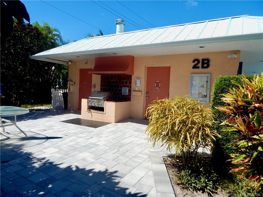 Stuart, Florida 34996, United States, 2 Bedrooms Bedrooms, ,2 BathroomsBathrooms,Residential,Active,214197