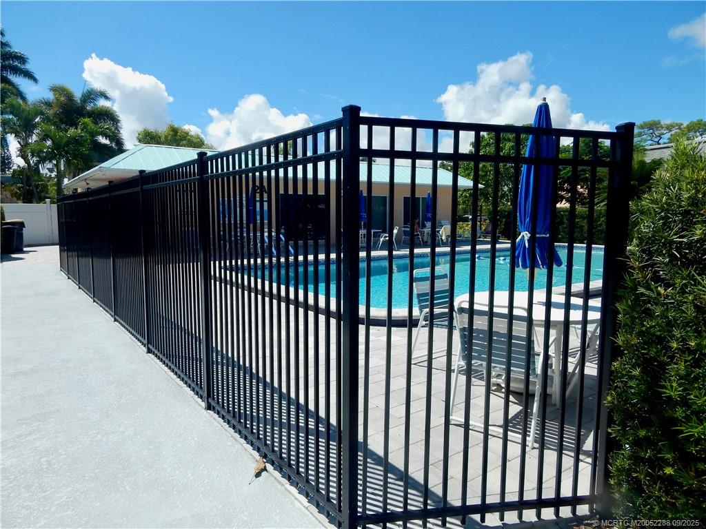 Stuart, Florida 34996, United States, 2 Bedrooms Bedrooms, ,2 BathroomsBathrooms,Residential,Active,214197