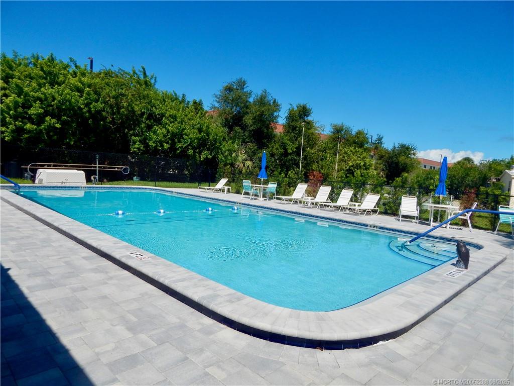 Stuart, Florida 34996, United States, 2 Bedrooms Bedrooms, ,2 BathroomsBathrooms,Residential,Active,214197