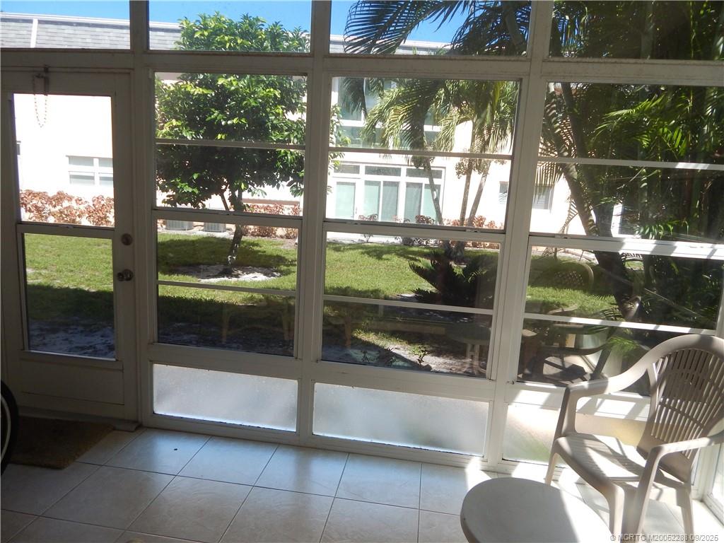 Stuart, Florida 34996, United States, 2 Bedrooms Bedrooms, ,2 BathroomsBathrooms,Residential,Active,214197