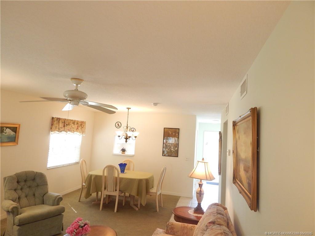 Stuart, Florida 34996, United States, 2 Bedrooms Bedrooms, ,2 BathroomsBathrooms,Residential,Active,214197