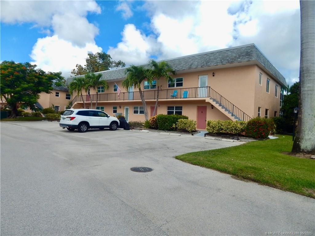 Photo of 2950 SE Ocean Boulevard #36-3, Stuart, FL 34996 (MLS # M20052288)