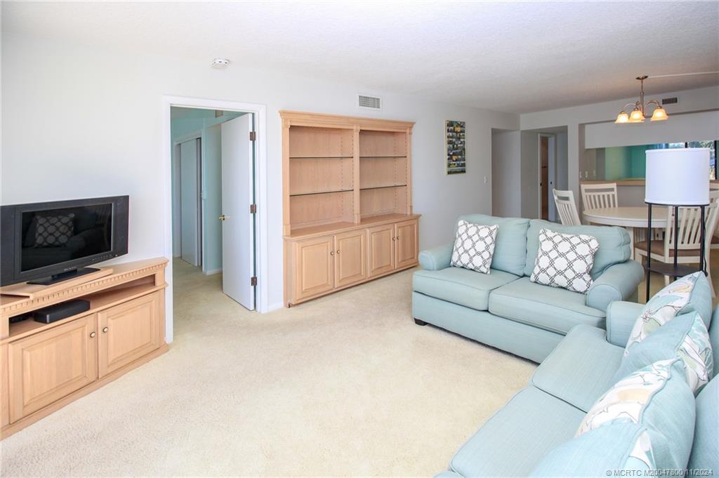 Stuart, Florida 34996, United States, 2 Bedrooms Bedrooms, ,2 BathroomsBathrooms,Residential,Active,30294