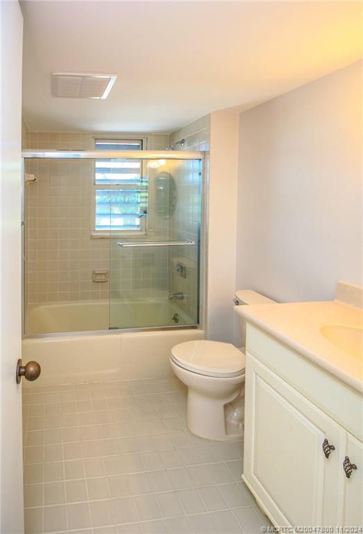 Stuart, Florida 34996, United States, 2 Bedrooms Bedrooms, ,2 BathroomsBathrooms,Residential,Active,30294