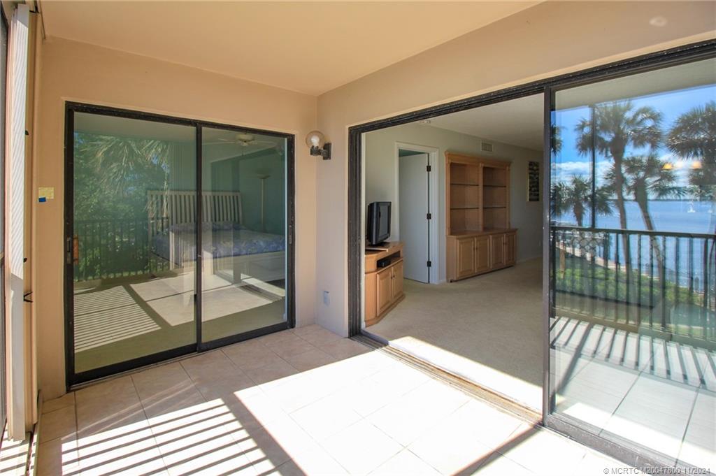 Stuart, Florida 34996, United States, 2 Bedrooms Bedrooms, ,2 BathroomsBathrooms,Residential,Active,30294