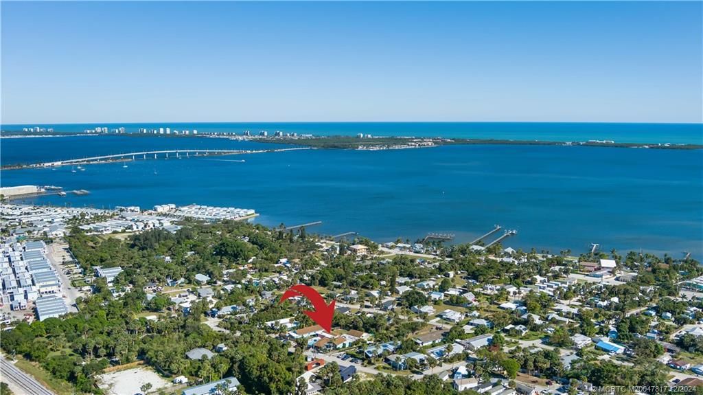 Photo of 2573 NE Palm Avenue, Jensen Beach, FL 34957 (MLS # M20047817)