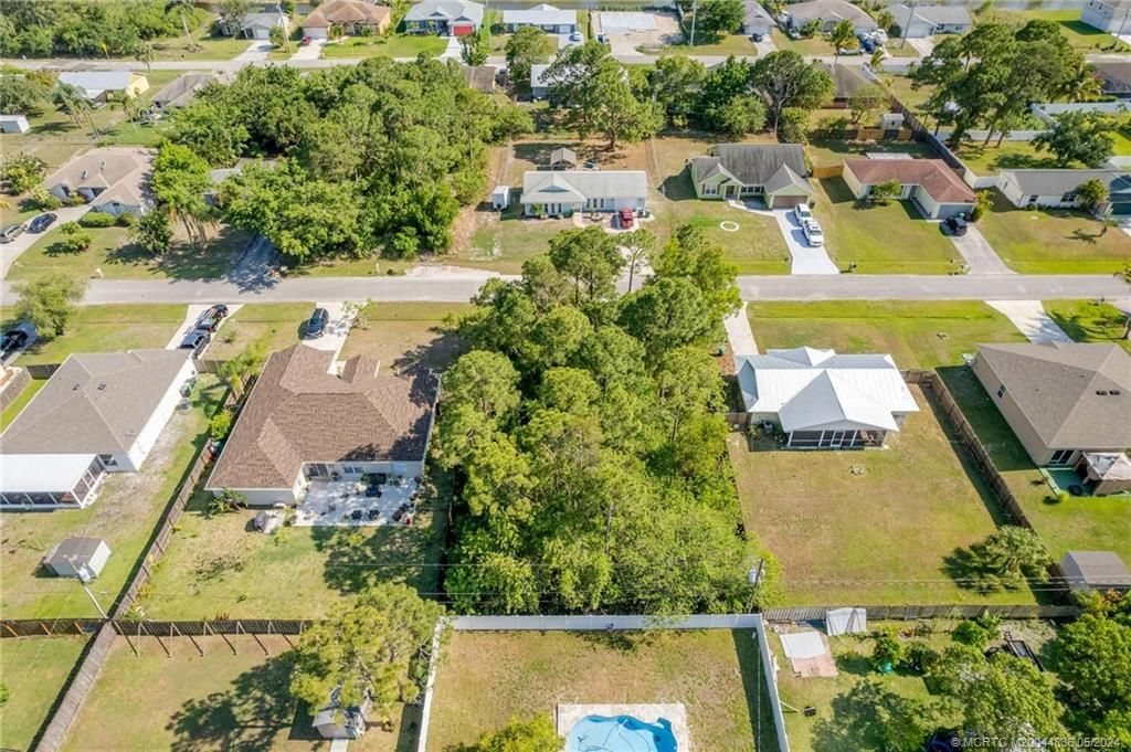 Photo of 565 SW Fairview Avenue, Port Saint Lucie, FL 34983 (MLS # M20044836)