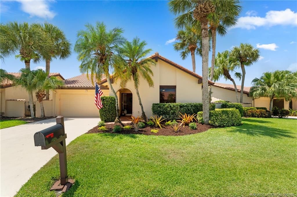 Photo of 3522 SW Bobalink Way, Palm City, FL 34990 (MLS # M20050748)