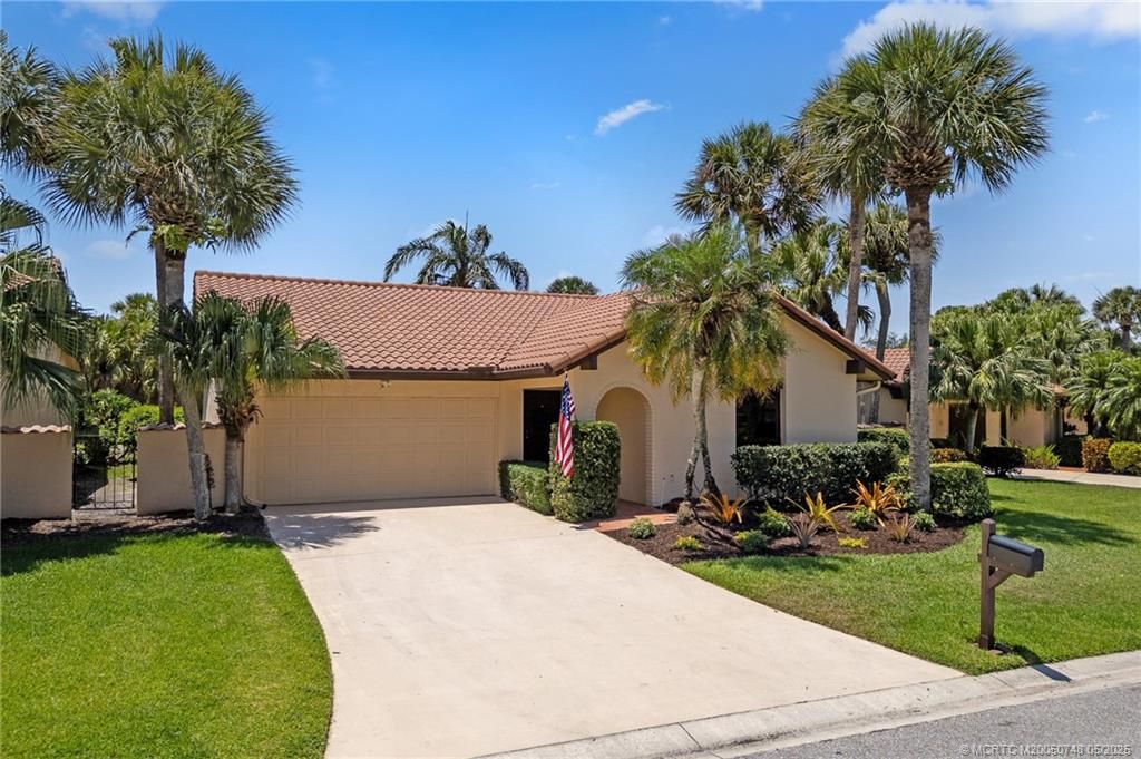 Photo of 3522 SW Bobalink Way, Palm City, FL 34990 (MLS # M20050748)