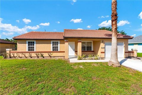 Photo of 2832 SW Ann Arbor Road, Port Saint Lucie, FL 34953 (MLS # M20050729)