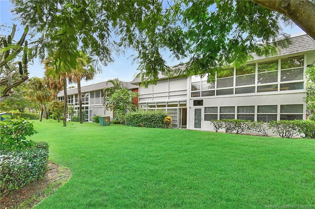 Stuart, Florida 34996, United States, 2 Bedrooms Bedrooms, ,2 BathroomsBathrooms,Residential,Active,205341