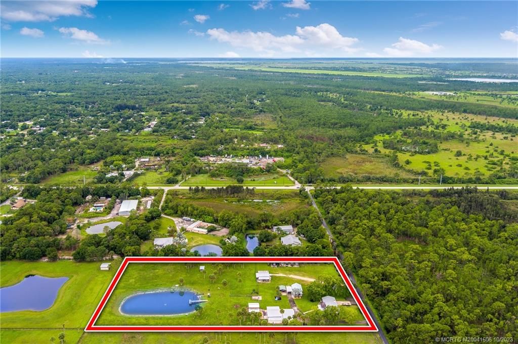 Photo of 3425 SW 78th Avenue, Palm City, FL 34990 (MLS # M20041506)