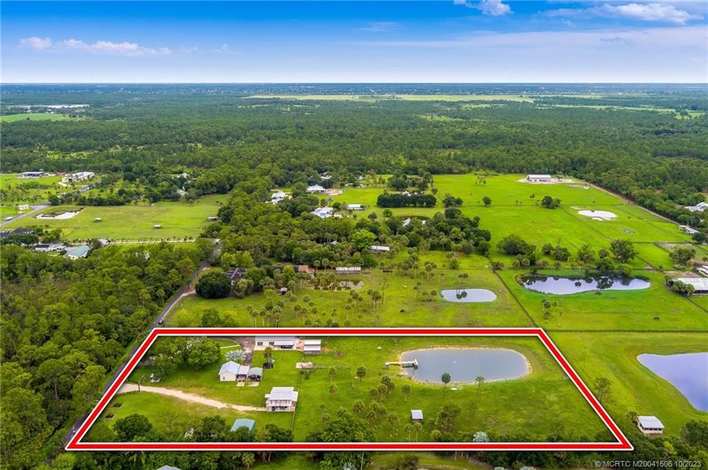 Photo of 3425 SW 78th Avenue, Palm City, FL 34990 (MLS # M20041506)