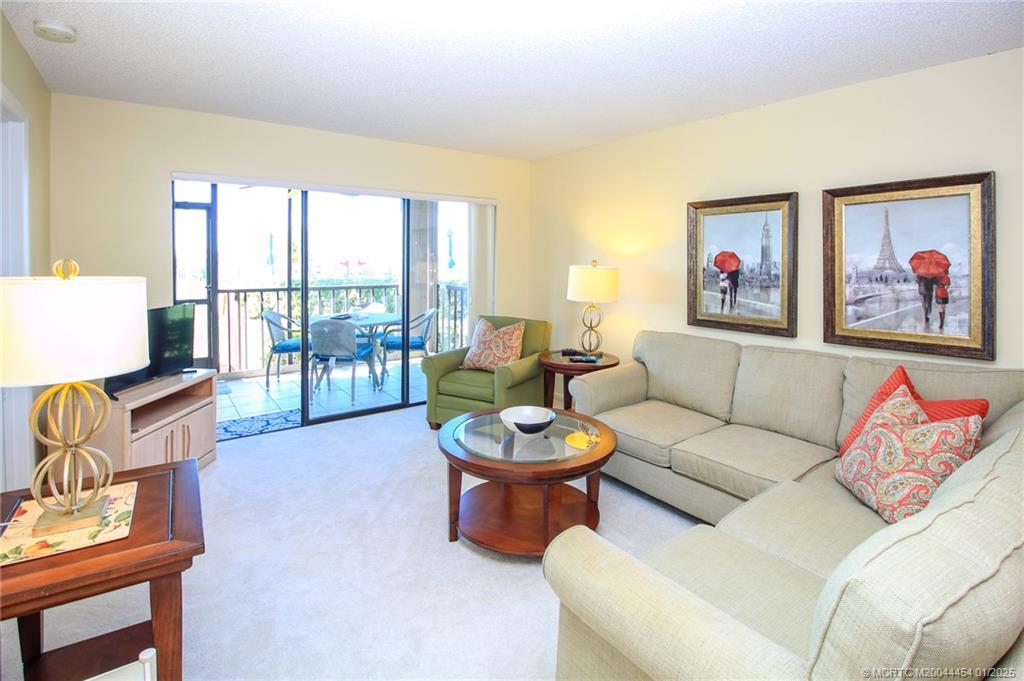 Stuart, Florida 34996, United States, 2 Bedrooms Bedrooms, ,2 BathroomsBathrooms,Residential,Active,60267