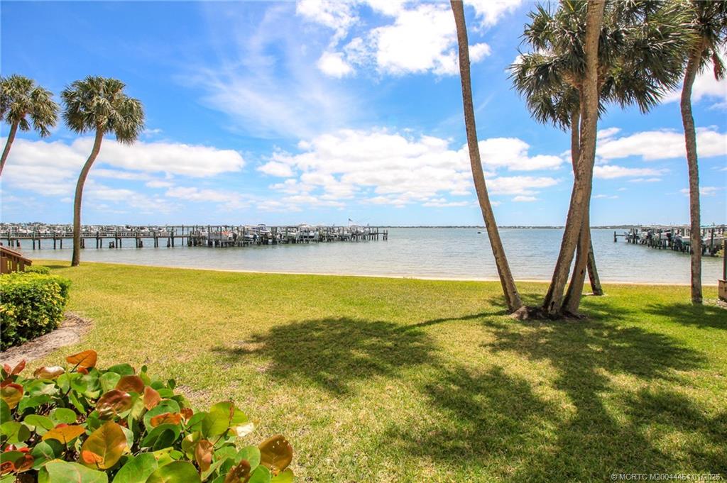 Stuart, Florida 34996, United States, 2 Bedrooms Bedrooms, ,2 BathroomsBathrooms,Residential,Active,60267