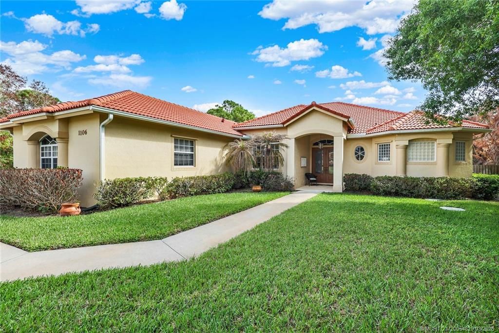 Photo of 1106 SW Thoreau Court, Palm City, FL 34990 (MLS # M20054829)