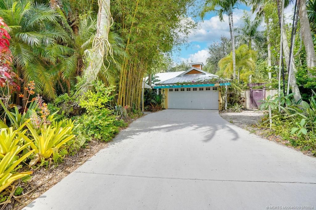 Photo of 6132 NW Snook Court, Port Saint Lucie, FL 34983 (MLS # M20045829)