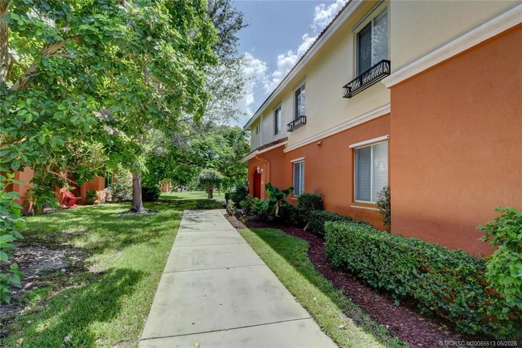 Photo of 44 SE Sedona Circle #201, Stuart, FL 34994 (MLS # M20055513)