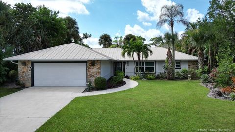 Photo of 323 SW Ridge Lane, Stuart, FL 34994 (MLS # M20041155)