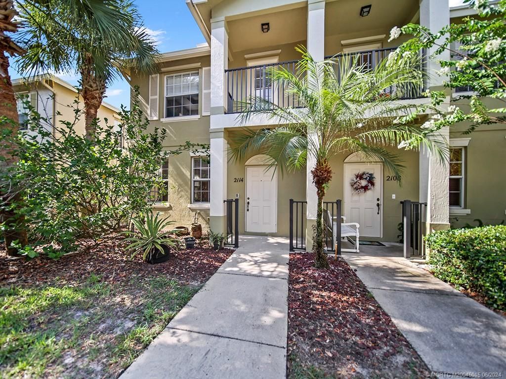 Photo of 2114 SE Labelle Drive, Port Saint Lucie, FL 34952 (MLS # M20045015)