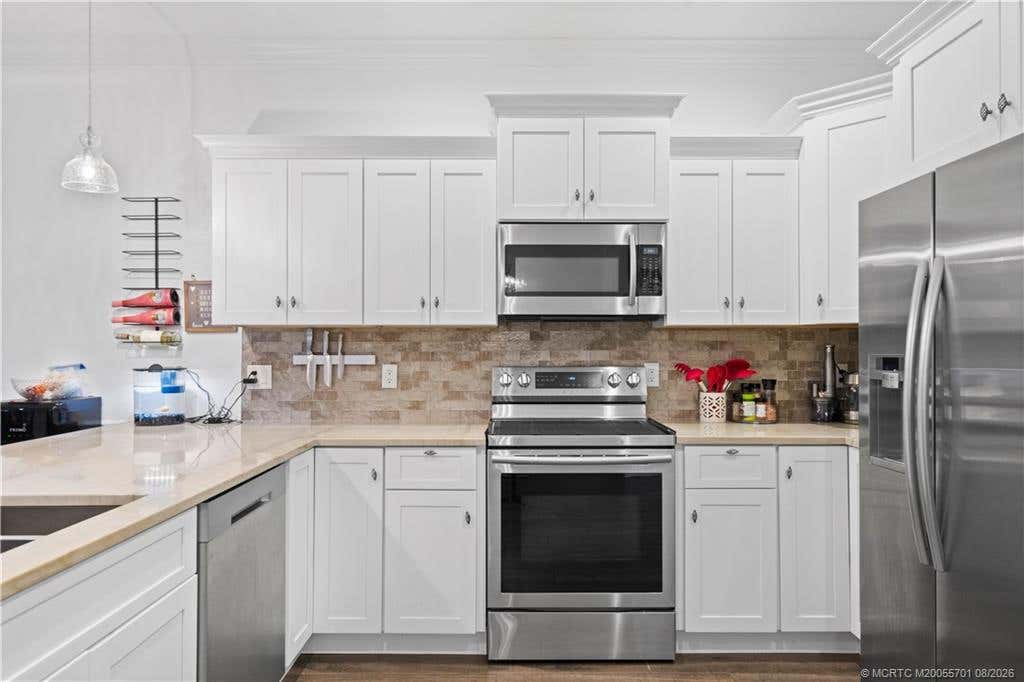 Photo of 5608 SE 44th Avenue, Stuart, FL 34997 (MLS # M20055701)