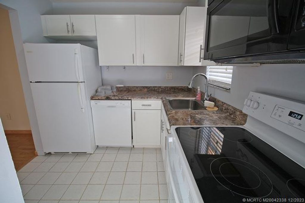 Photo of 1941 SW Palm City Road #G, Stuart, FL 34994 (MLS # M20042338)