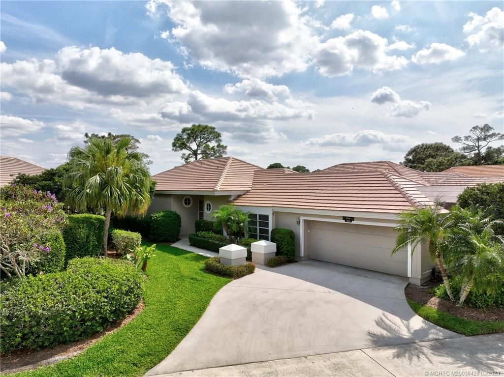 Photo of 2235 NW Seagrass Drive, Palm City, FL 34990 (MLS # M20038428)