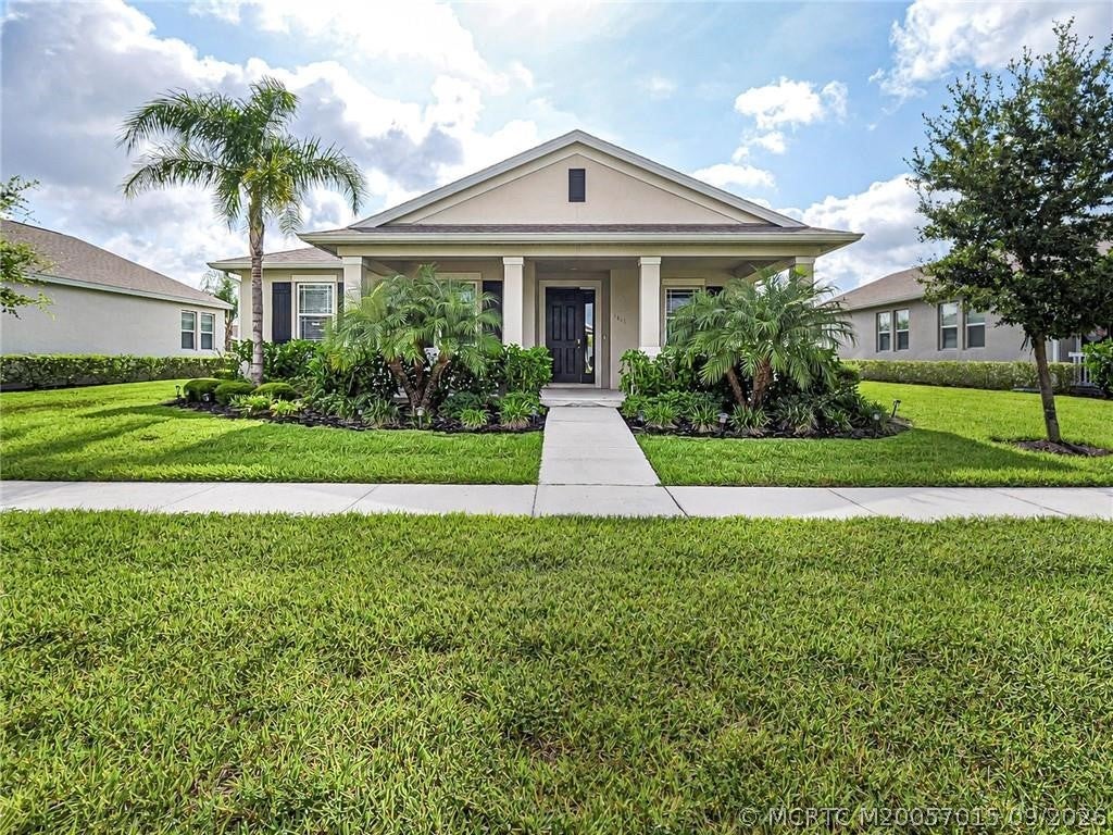 Photo of 1465 Carriage Court, Vero Beach, FL 32966 (MLS # M20057015)