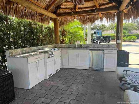 272 NW Hazard Way Port Saint Lucie FL 34986