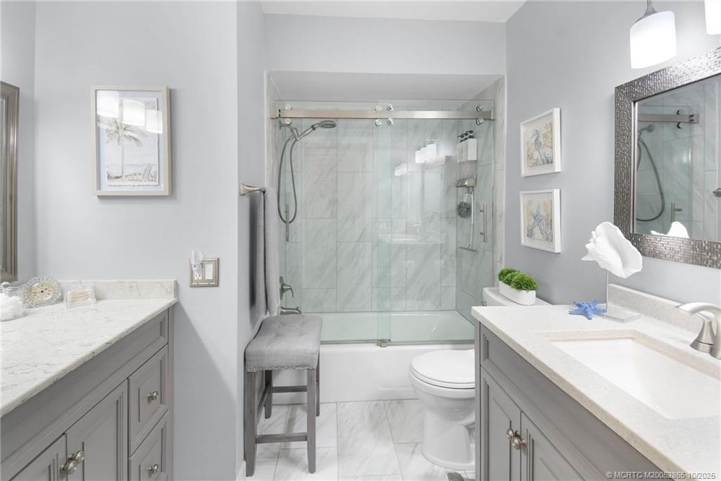 Stuart, Florida 34996, United States, 2 Bedrooms Bedrooms, ,2 BathroomsBathrooms,Residential,Pending,235443