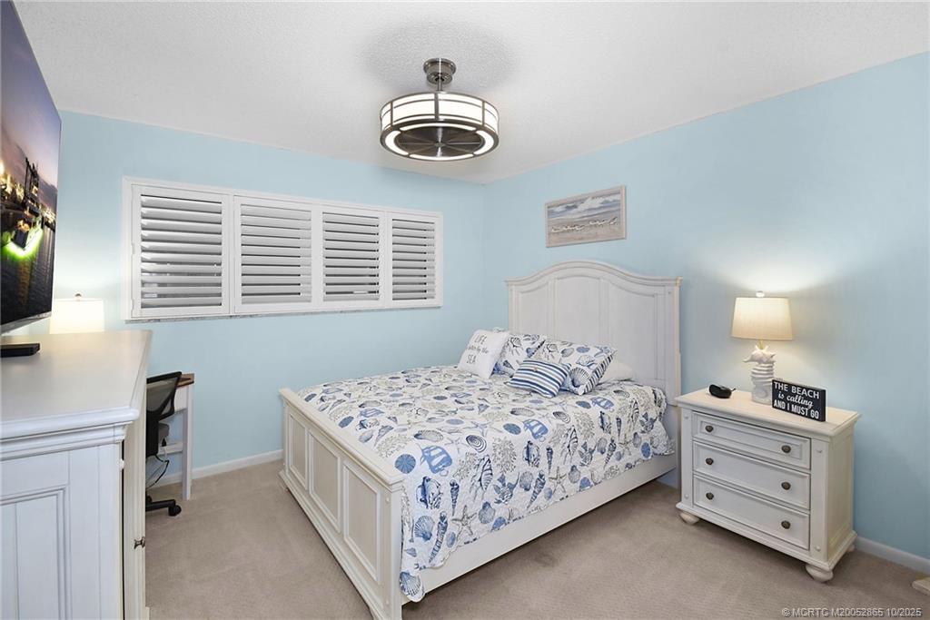 Stuart, Florida 34996, United States, 2 Bedrooms Bedrooms, ,2 BathroomsBathrooms,Residential,Pending,235443