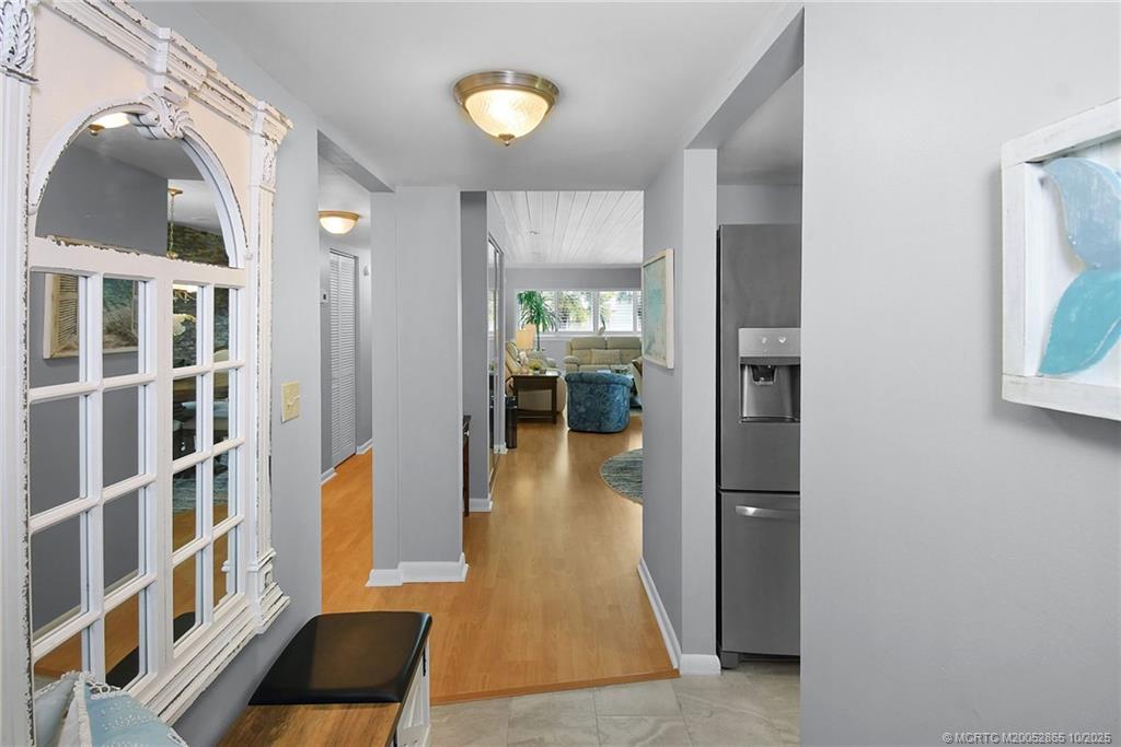 Stuart, Florida 34996, United States, 2 Bedrooms Bedrooms, ,2 BathroomsBathrooms,Residential,Pending,235443