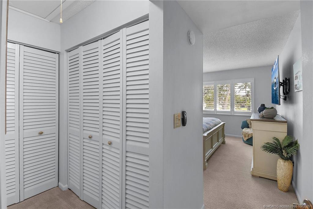 Stuart, Florida 34996, United States, 2 Bedrooms Bedrooms, ,2 BathroomsBathrooms,Residential,Pending,235443