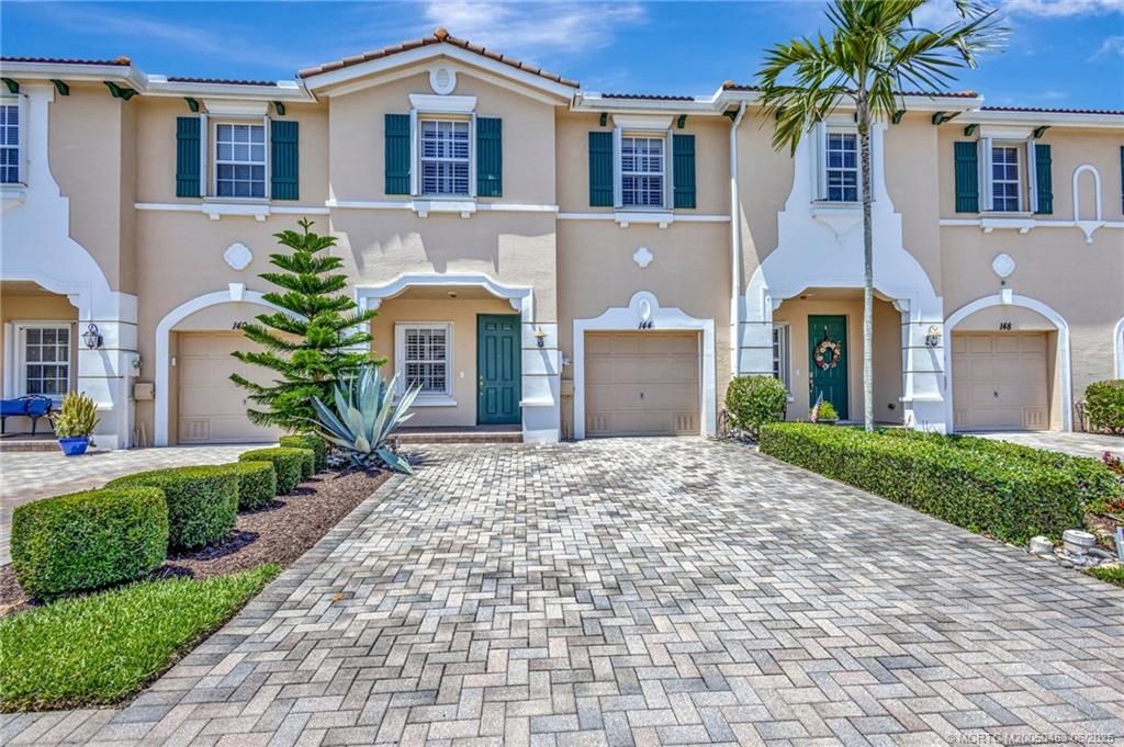 Photo of 144 SW Otter Run Place, Stuart, FL 34997 (MLS # M20050463)