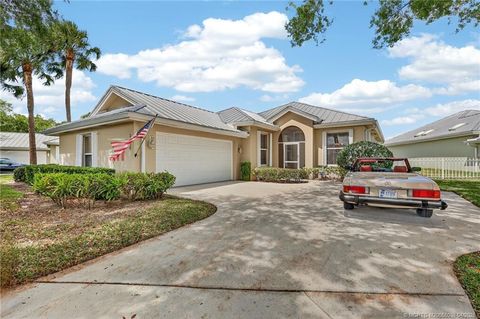 Photo of 2900 SW Brighton Way, Palm City, FL 34990 (MLS # M20055038)