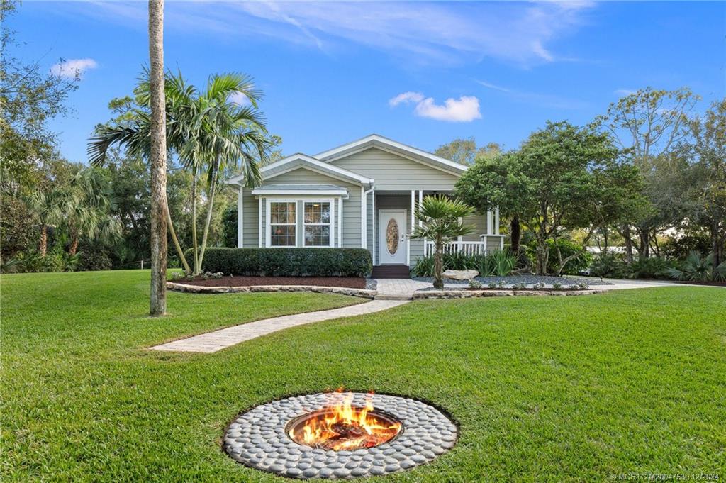 7566 SW 39th Street