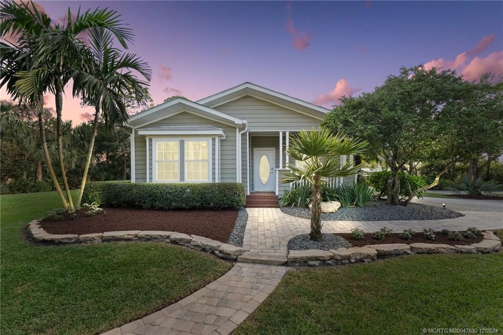 Photo of 7566 SW 39th Street, Palm City, FL 34990 (MLS # M20047530)