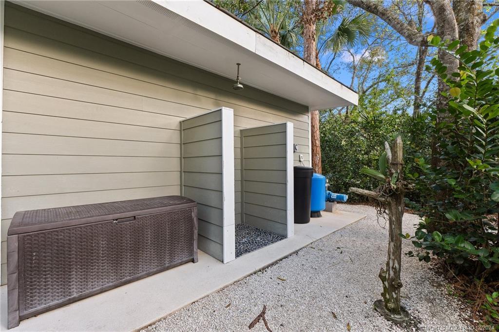 Palm City, Florida 34990, United States, 3 Bedrooms Bedrooms, ,2 BathroomsBathrooms,Residential,Active,28473