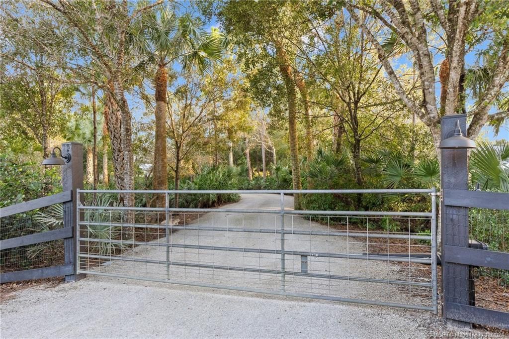 Photo of 7566 SW 39th Street, Palm City, FL 34990 (MLS # M20047530)