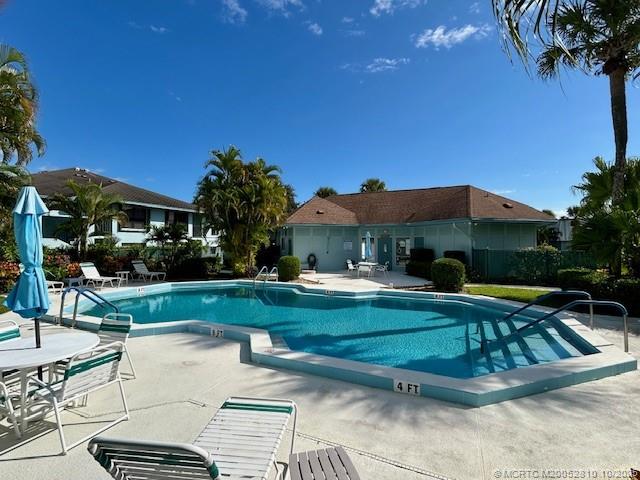Stuart, Florida 34994, United States, 2 Bedrooms Bedrooms, ,2 BathroomsBathrooms,Residential,Active,235571