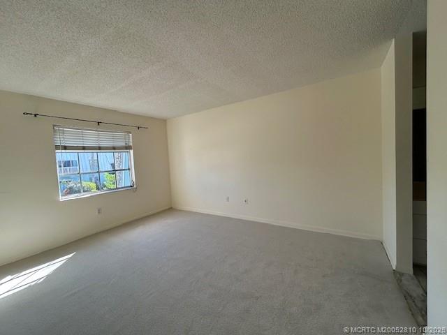 Stuart, Florida 34994, United States, 2 Bedrooms Bedrooms, ,2 BathroomsBathrooms,Residential,Active,235571