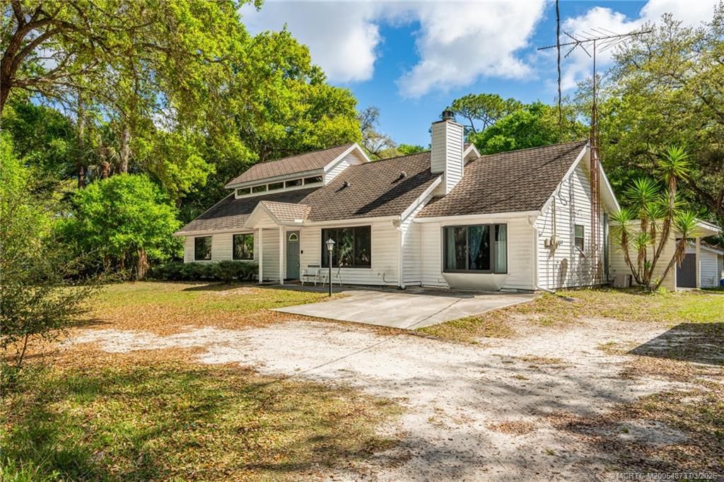 Photo of 3548 Seminole Road, Fort Pierce, FL 34951 (MLS # M20054873)