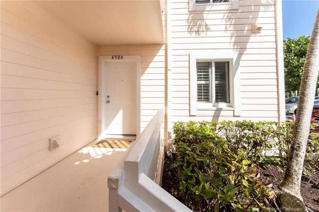 Photo of 5801 NE Gulfstream Way #4904, Stuart, FL 34996 (MLS # M20037949)