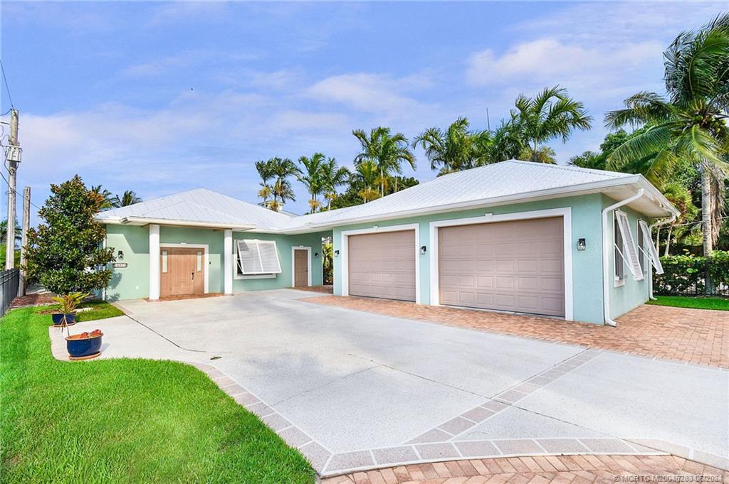 597 SW 11th Court