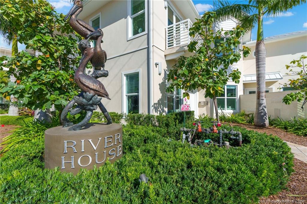 55 SE Seminole Street 1A