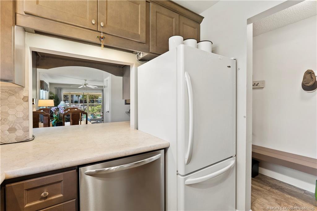 Stuart, Florida 34996, United States, 2 Bedrooms Bedrooms, ,2 BathroomsBathrooms,Residential,Active,200778