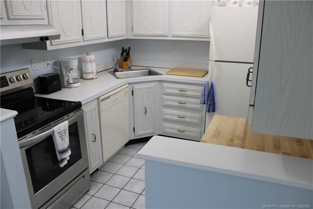 Photo of 2600 S Kanner Highway #C3, Stuart, FL 34994 (MLS # M20051181)