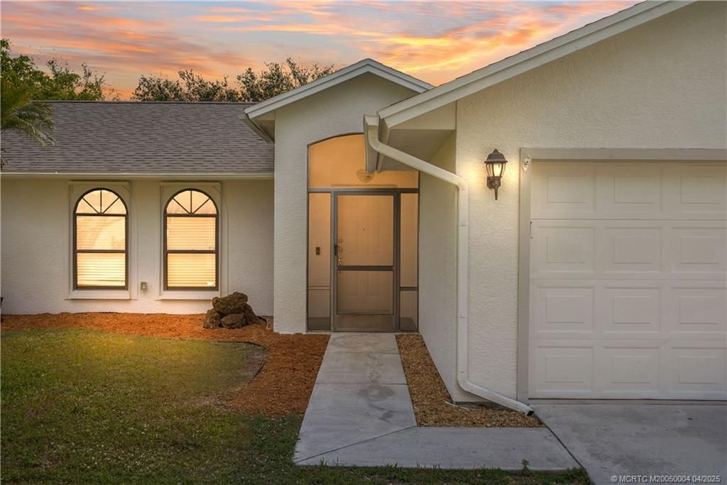 Photo of 3111 SE Card Terrace, Port Saint Lucie, FL 34984 (MLS # M20050004)