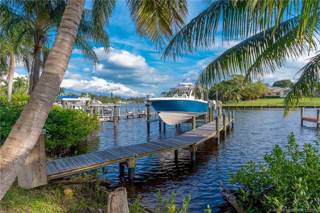 3404 SE Inlet Harbor Trail