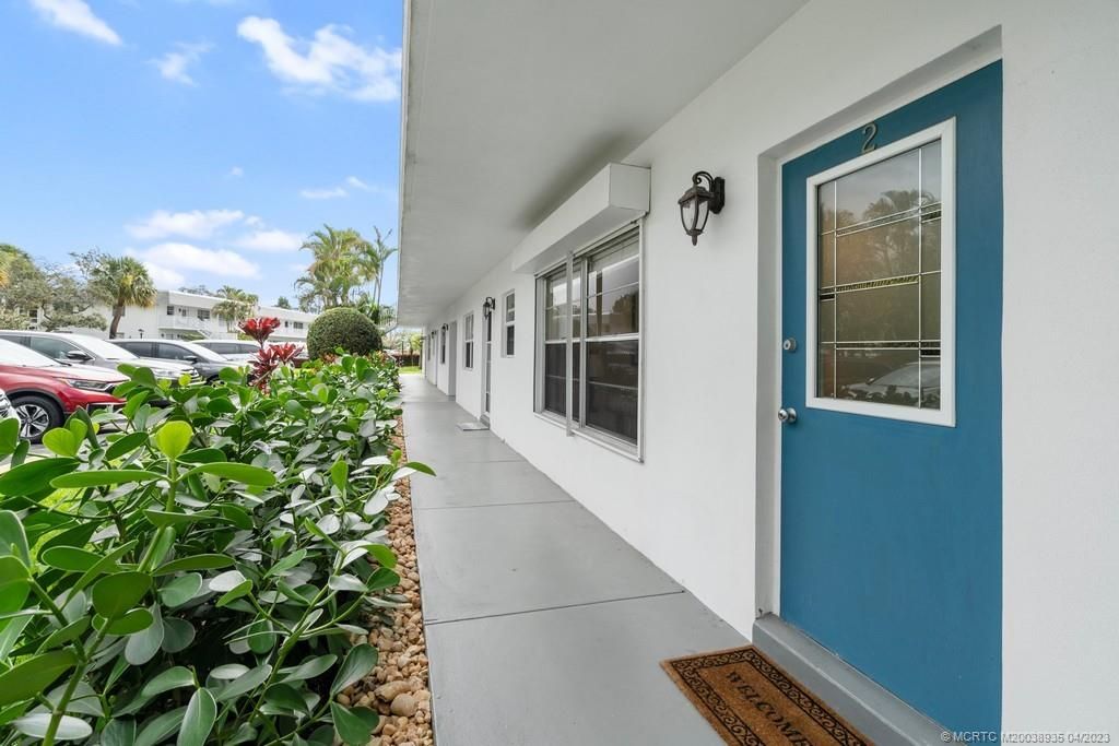 Photo of 2929 SE Ocean Boulevard #123-2, Stuart, FL 34996 (MLS # M20038935)